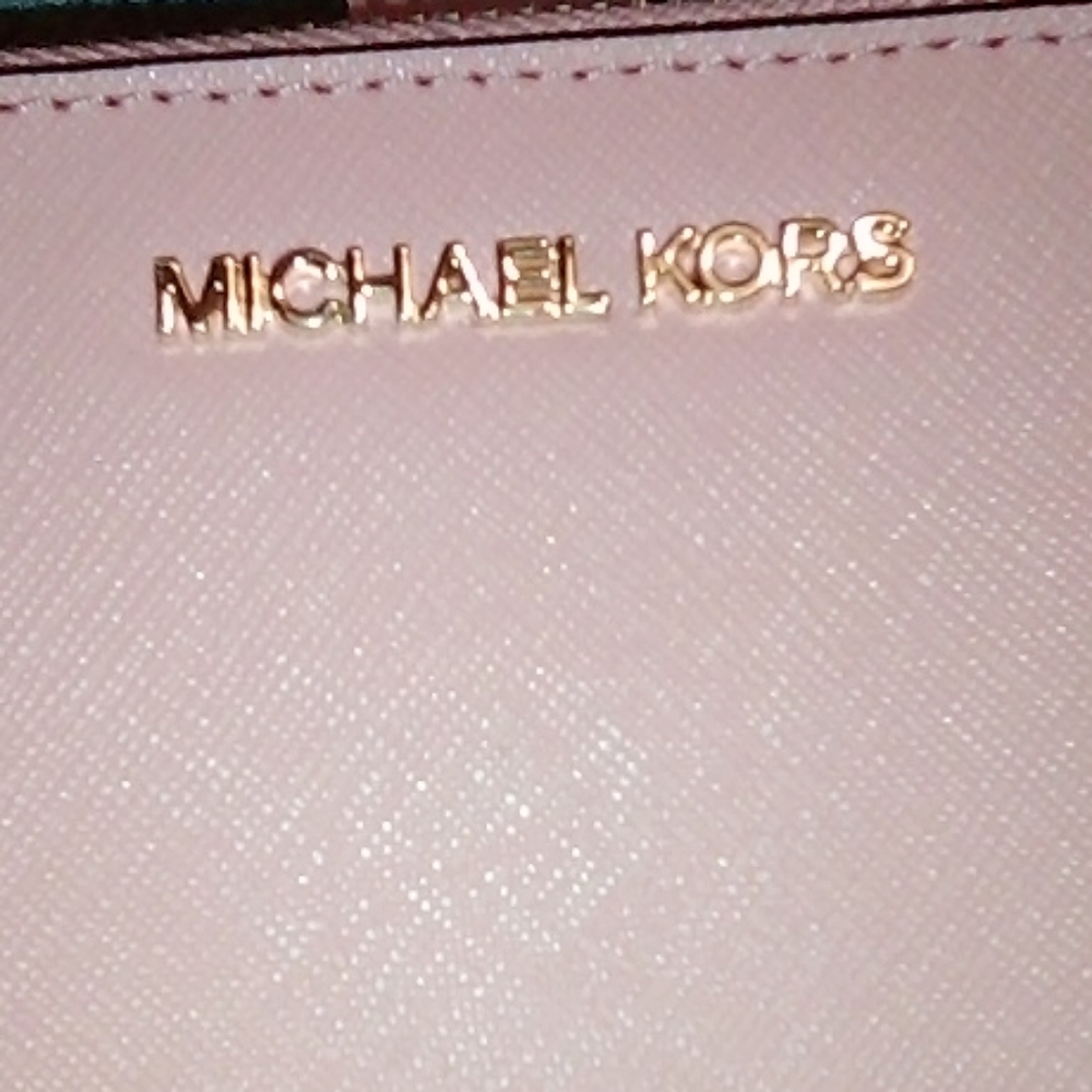 Wristlet - Picture 2 of 7